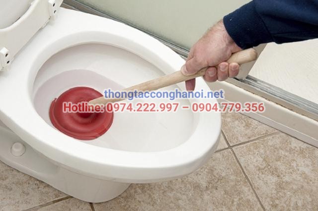 Tác hại của việc tắc bồn cầu quá lâu