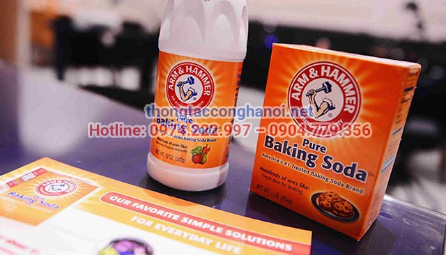 Luu-y-khi-thong-bon-cau-bang-baking-soda