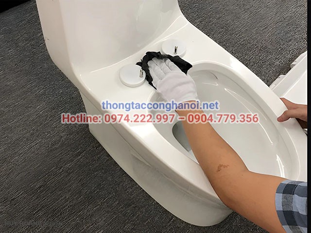 Khi nào nên tháo nắp bồn cầu Toto