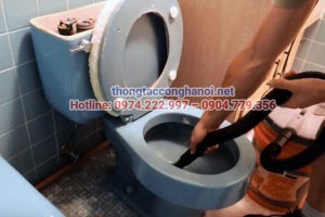 anh-img-Cach-thong-tac-bon-cau-bang-may-hut-bui
