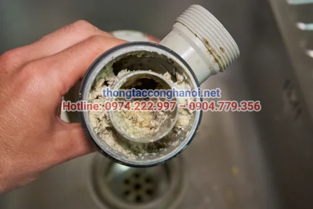 Những lý do gây ra tình trạng cống nghẹt